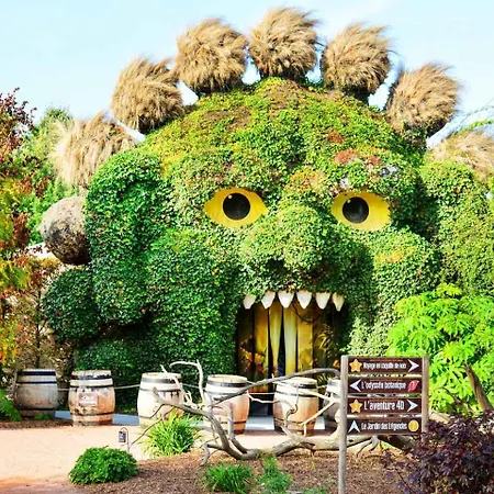 Grande Maison De Malo Leone 250m2 Pour 15 Personnes Proche Du Puy Du Fou Feriehus Mauleon