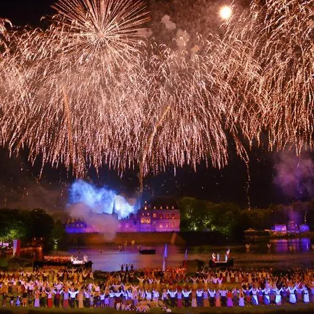 Grande Maison De Malo Leone 250m2 Pour 15 Personnes Proche Du Puy Du Fou Feriehus